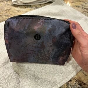 Lululemon pouch